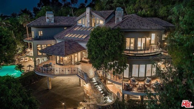 selena house