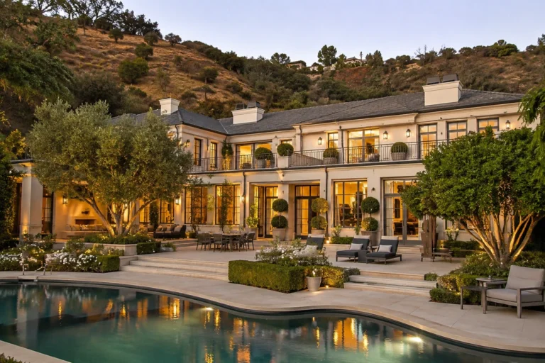 barry manilow home